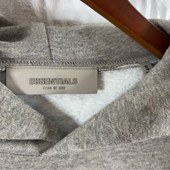 Fear Of God Essentials Stretch Limo Black Pullover Hoodie Men’s NWT - Picture 10 of 16